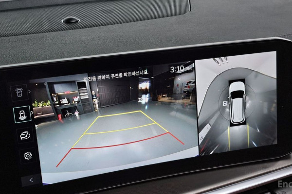 2024 Kia Sorento с пробегом 23 794 км