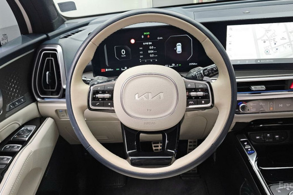 2024 Kia Sorento с пробегом 21 754 км