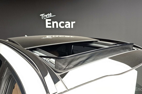 2024 Kia Sorento с пробегом 16 908 км