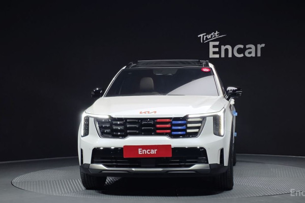 2024 Kia Sorento с пробегом 16 617 км