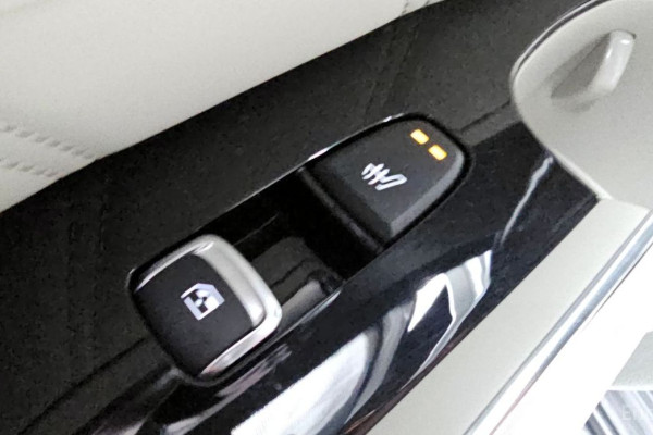 2024 Kia Sorento с пробегом 21 754 км