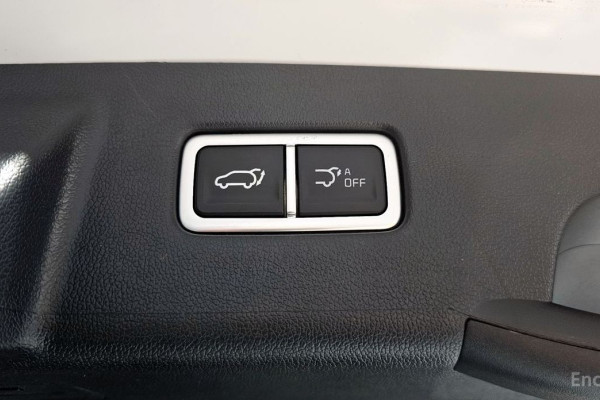 2024 Kia Sorento с пробегом 21 754 км