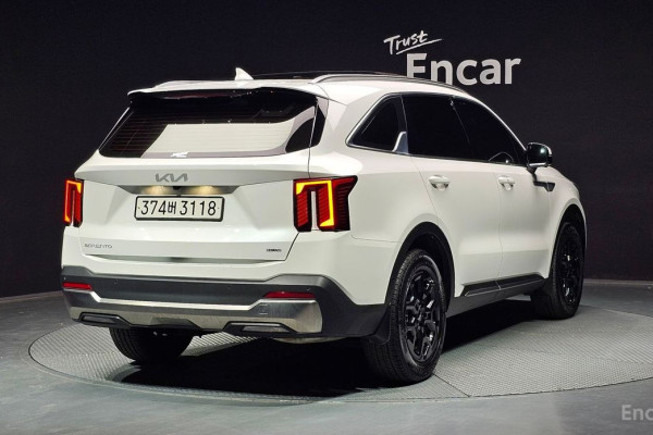 2024 Kia Sorento с пробегом 27 865 км