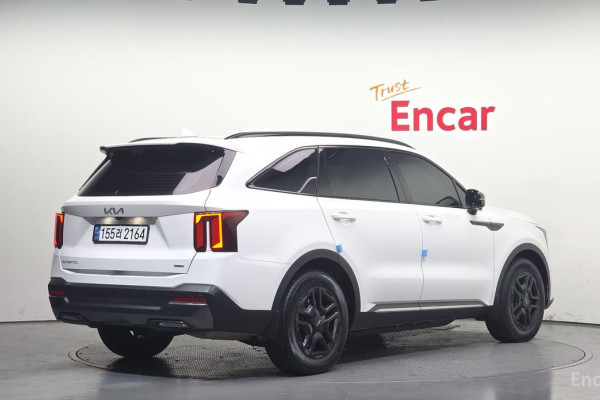 2024 Kia Sorento с пробегом 17 096 км