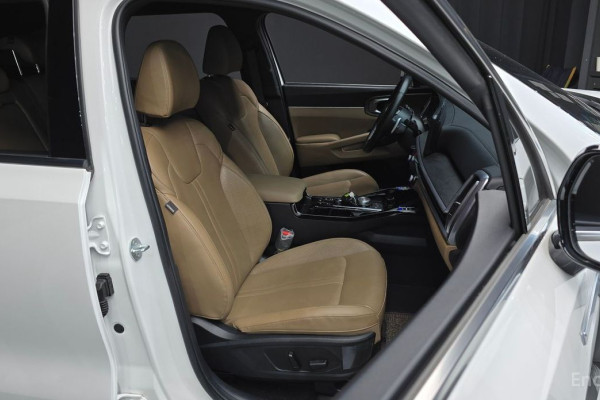 2023 Kia Sorento с пробегом 25 975 км