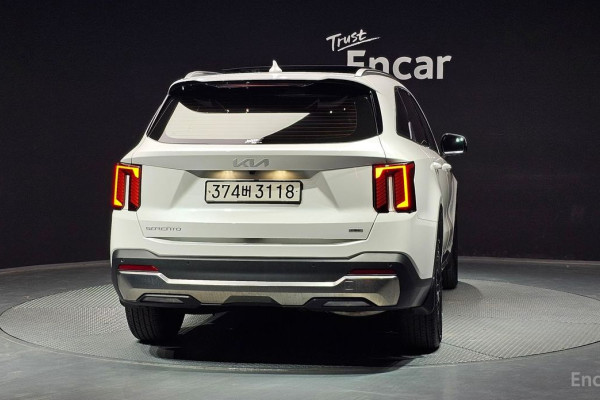 2024 Kia Sorento с пробегом 27 865 км