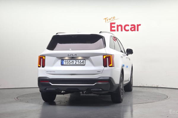 2024 Kia Sorento с пробегом 17 096 км