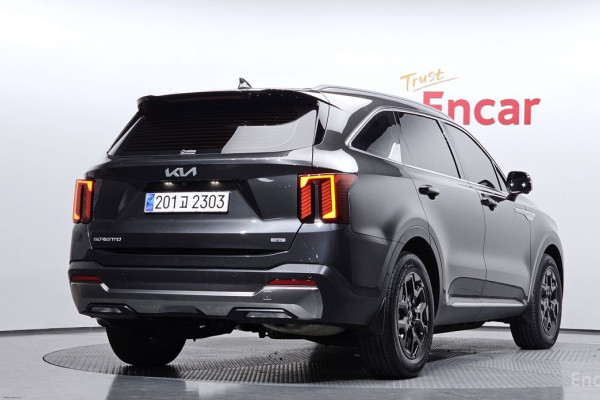 2024 Kia Sorento с пробегом 25 357 км