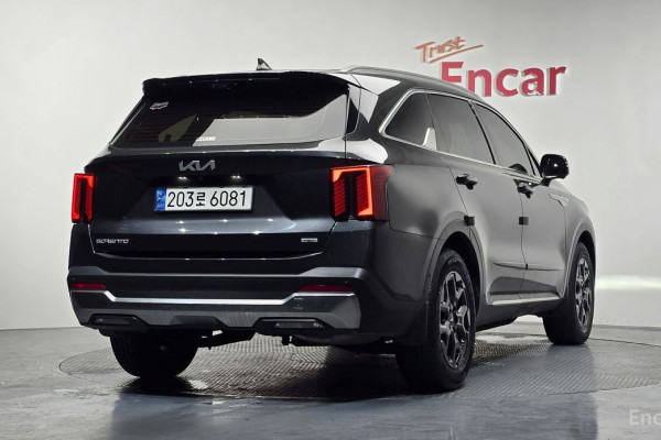 2024 Kia Sorento с пробегом 22 057 км