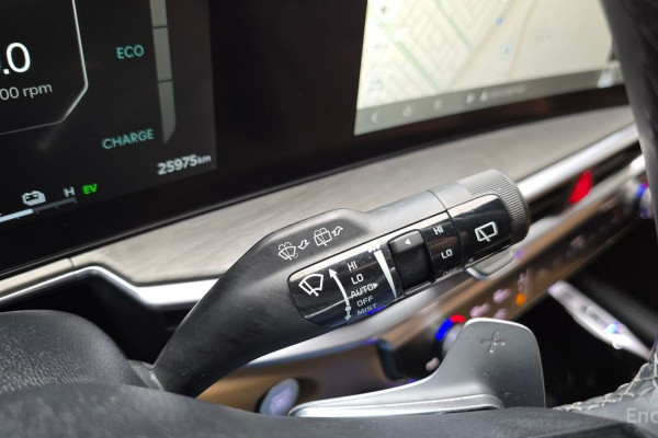 2023 Kia Sorento с пробегом 25 975 км