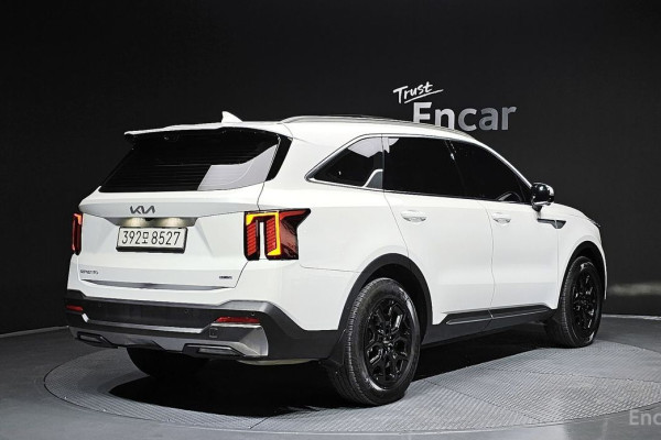 2024 Kia Sorento с пробегом 28 143 км