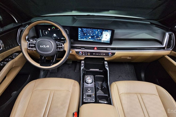 2024 Kia Sorento с пробегом 27 865 км