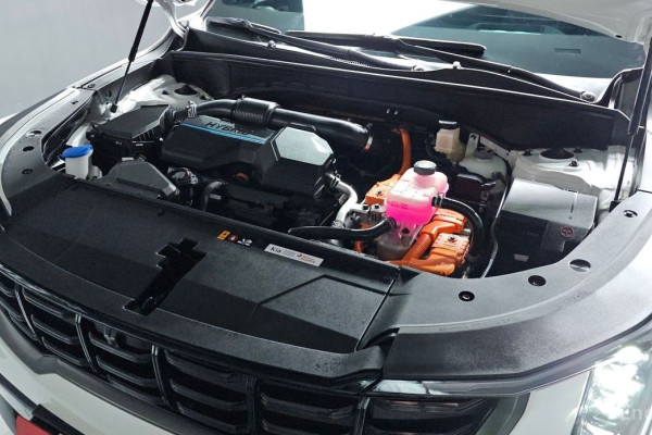 2023 Kia Sorento с пробегом 15 576 км