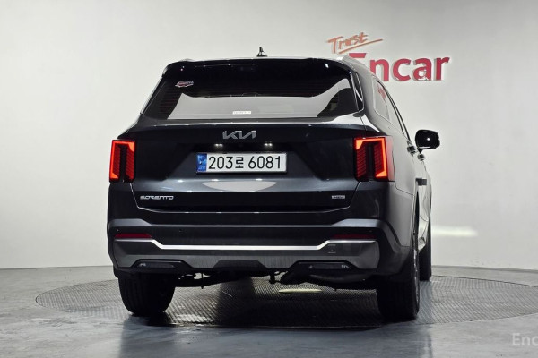 2024 Kia Sorento с пробегом 22 057 км