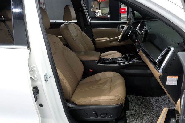 2025 Kia Sorento с пробегом 9 173 км