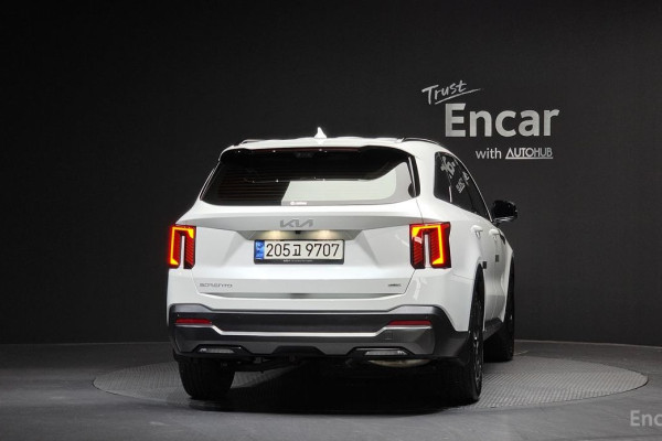 2024 Kia Sorento с пробегом 22 771 км