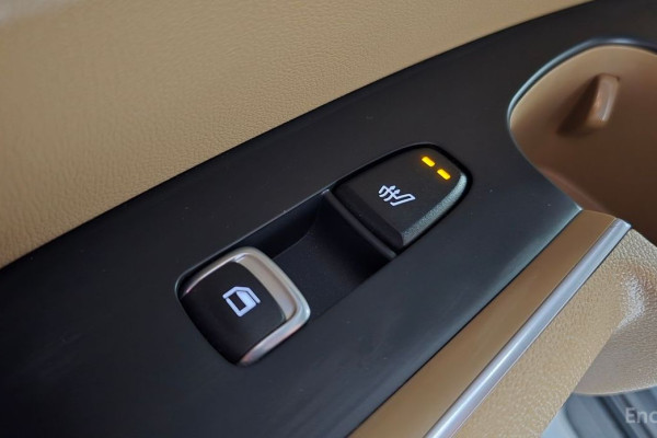 2023 Kia Sorento с пробегом 25 975 км