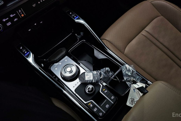 2024 Kia Sorento с пробегом 25 357 км