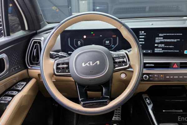 2024 Kia Sorento с пробегом 17 096 км