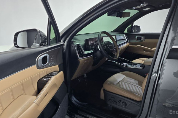2024 Kia Sorento с пробегом 22 057 км