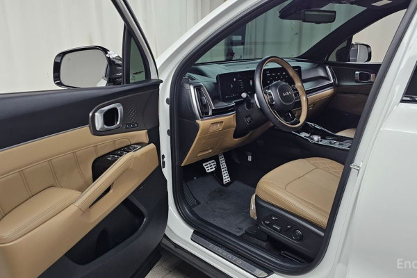 2024 Kia Sorento с пробегом 22 771 км