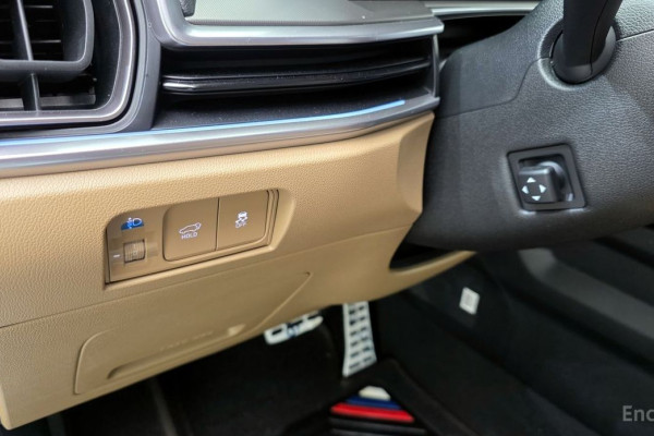 2024 Kia Sorento с пробегом 17 096 км