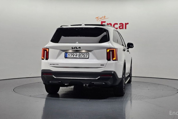 2024 Kia Sorento с пробегом 28 420 км