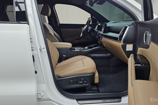 2024 Kia Sorento с пробегом 22 771 км