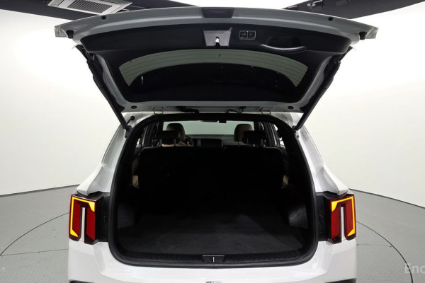 2025 Kia Sorento с пробегом 9 173 км