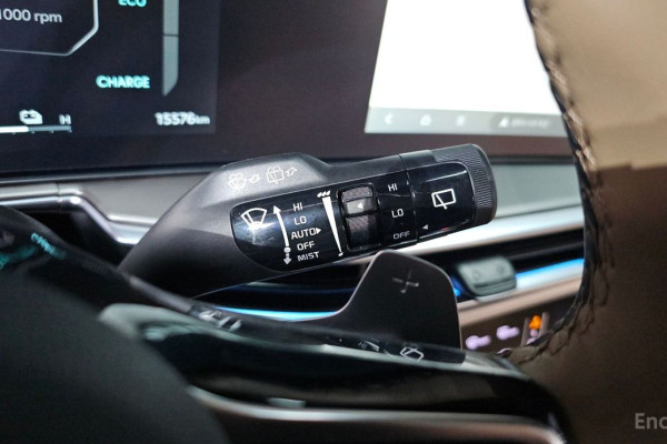 2023 Kia Sorento с пробегом 15 576 км