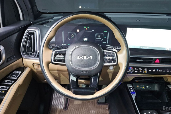 2024 Kia Sorento с пробегом 28 143 км