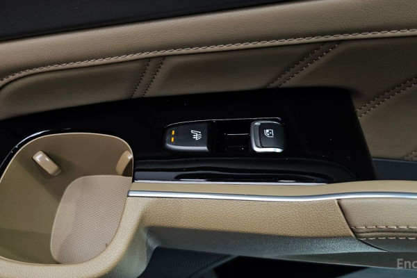 2024 Kia Sorento с пробегом 27 865 км