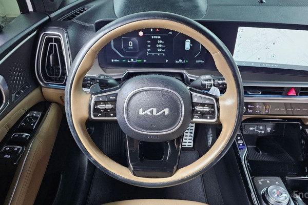 2024 Kia Sorento с пробегом 22 771 км