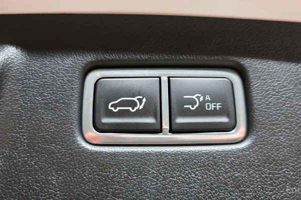 2024 Kia Sorento с пробегом 17 096 км