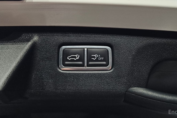 2024 Kia Sorento с пробегом 27 865 км