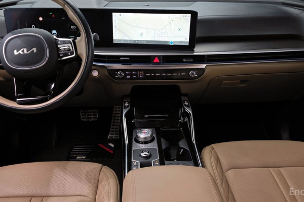 2024 Kia Sorento с пробегом 17 096 км