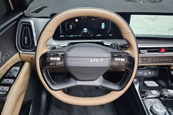 2025 Kia Sorento с пробегом 552 км