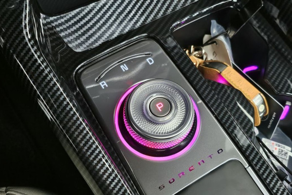 2024 Kia Sorento с пробегом 28 420 км