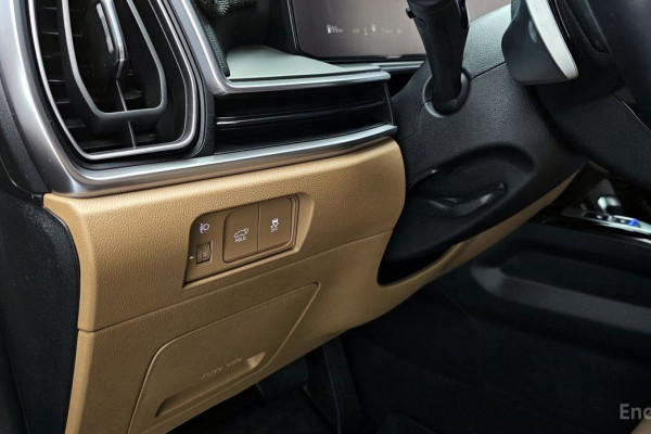 2024 Kia Sorento с пробегом 25 357 км