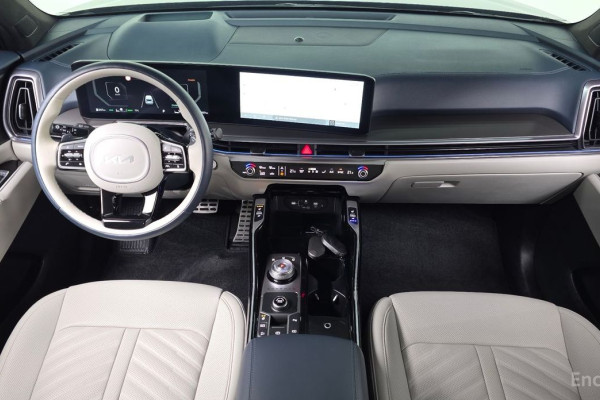 2023 Kia Sorento с пробегом 19 507 км