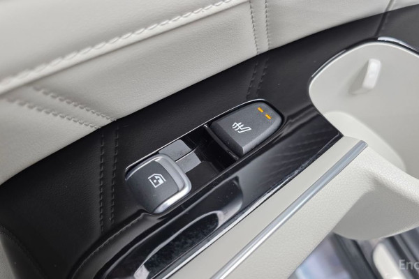 2023 Kia Sorento с пробегом 19 507 км