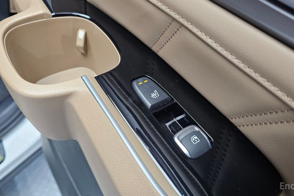 2025 Kia Sorento с пробегом 552 км