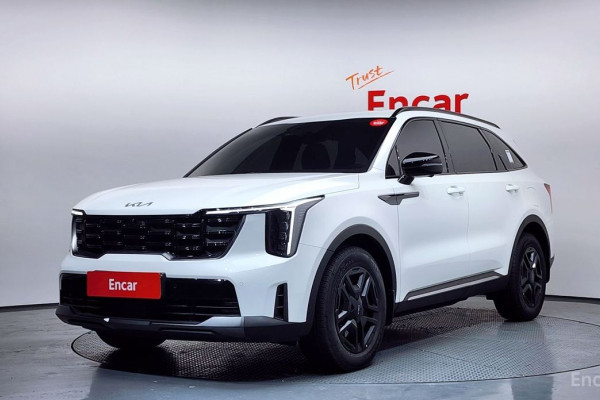 2023 Kia Sorento с пробегом 12 859 км