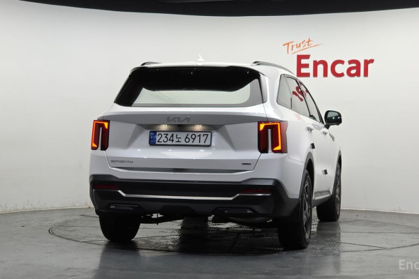 2023 Kia Sorento с пробегом 18 106 км