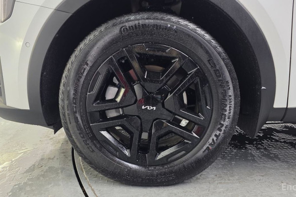 2023 Kia Sorento с пробегом 18 106 км