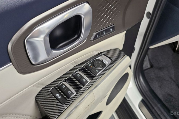 2024 Kia Sorento с пробегом 28 420 км