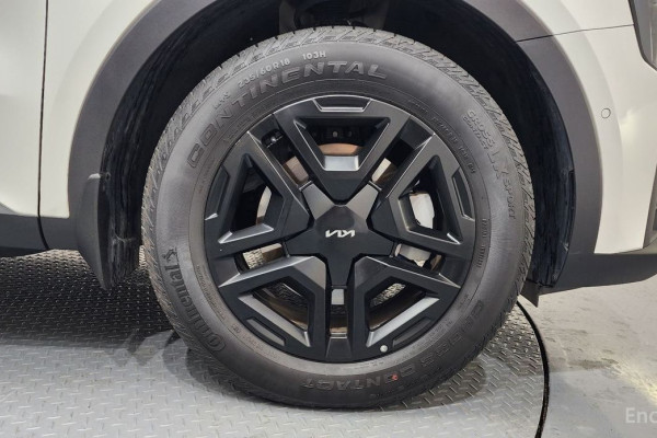 2023 Kia Sorento с пробегом 12 859 км