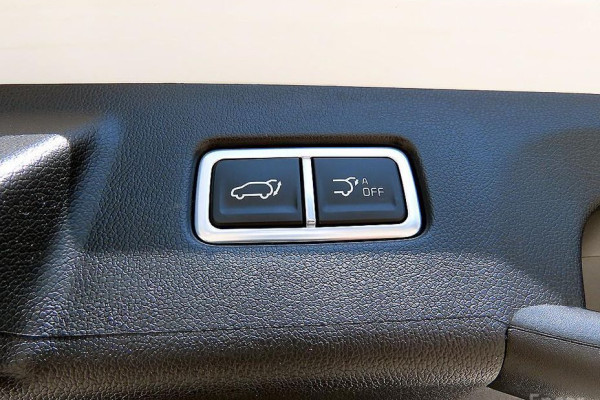 2024 Kia Sorento с пробегом 28 740 км