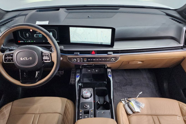 2023 Kia Sorento с пробегом 12 859 км