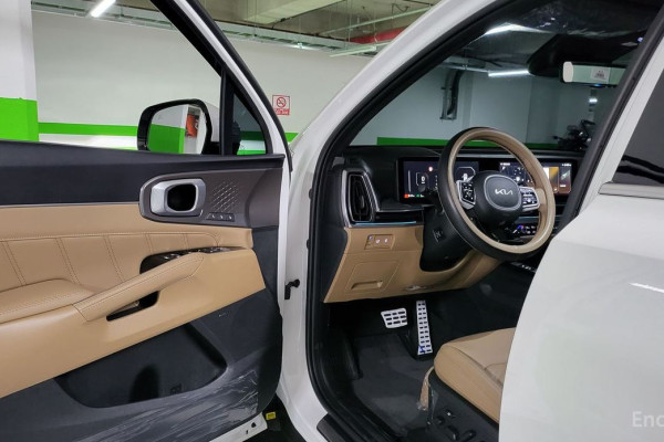 2025 Kia Sorento с пробегом 1 700 км